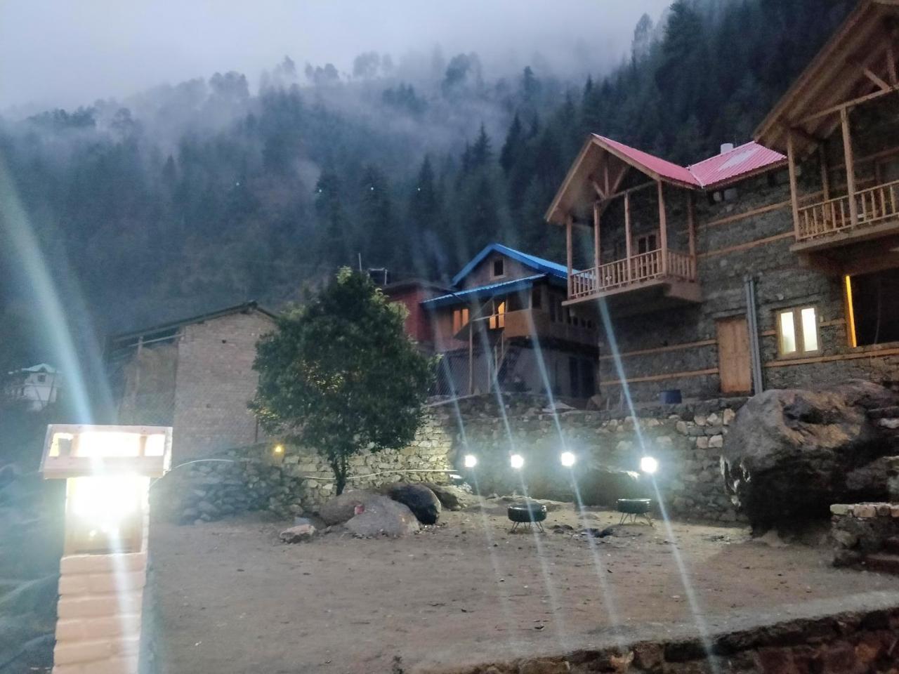 Offbeat Abodes - Tirthan Valley Banjār エクステリア 写真